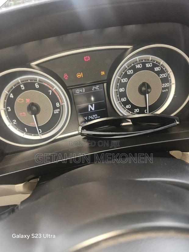 Suzuki Dzire 2021 Silver
