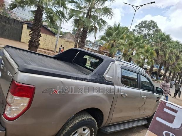 Ford Ranger Wildtrak 2017 Silver