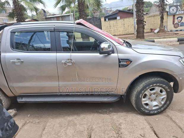 Ford Ranger Wildtrak 2017 Silver