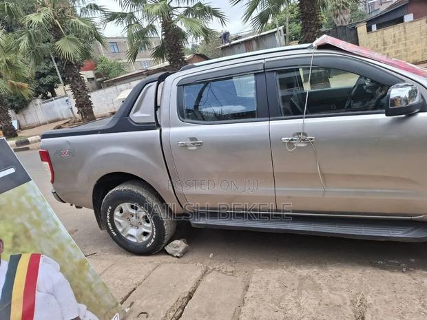 Ford Ranger Wildtrak 2017 Silver