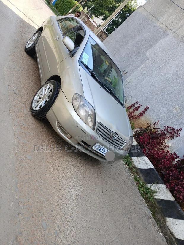 Toyota Corolla Sedan Automatic 2003 Gold