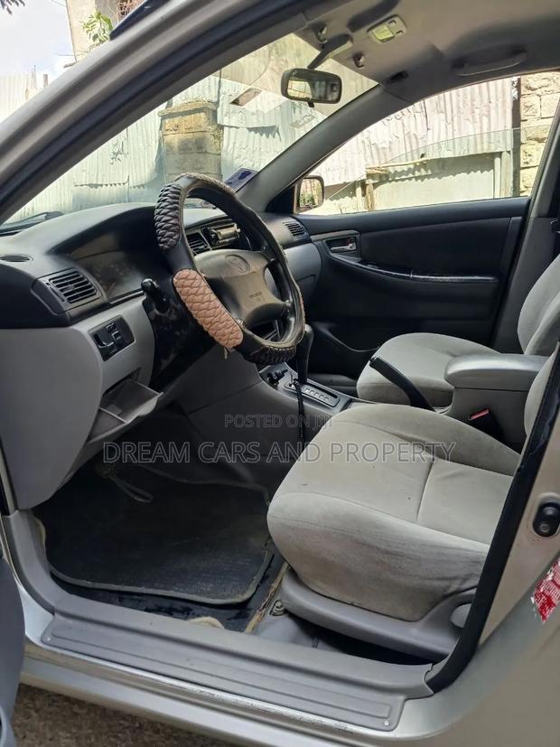Toyota Corolla Sedan Automatic 2003 Gold