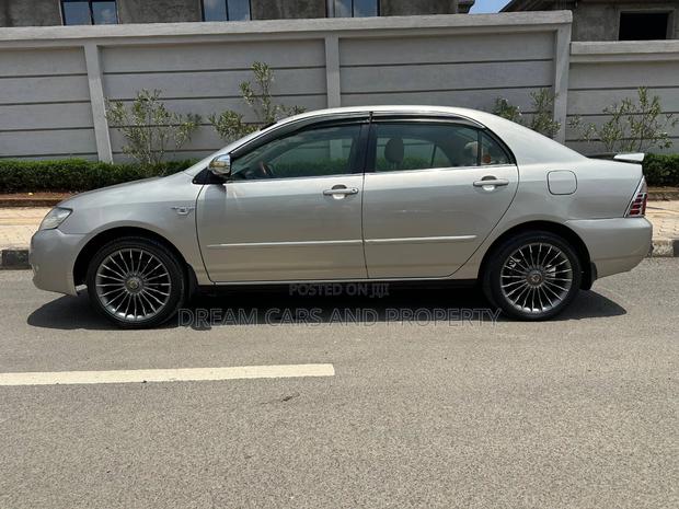 Toyota Corolla Verso 1.8 Luna Automatic 2007 Gold