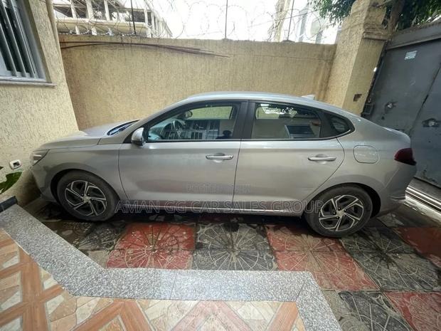Hyundai i30 2022 Silver