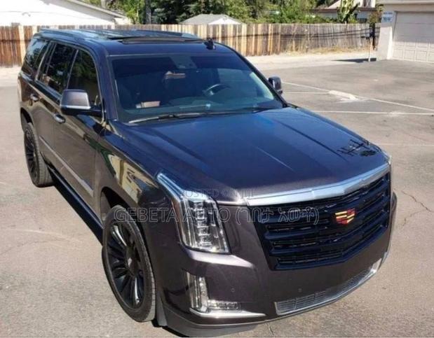 Cadillac Escalade 2021