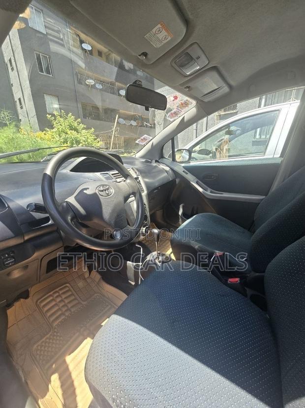 Toyota Yaris 2008 Silver