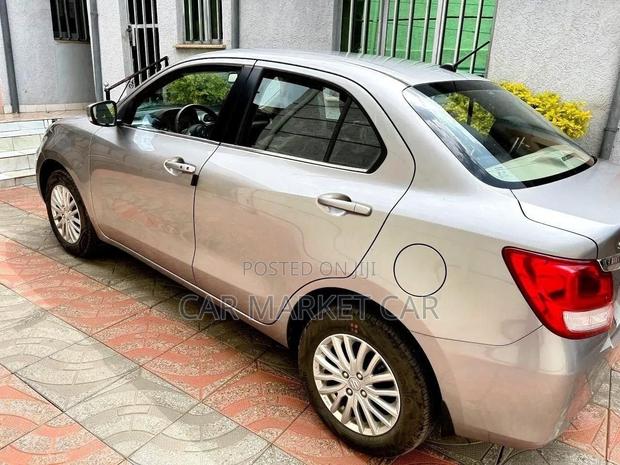 New Suzuki Dzire 2023 Silver