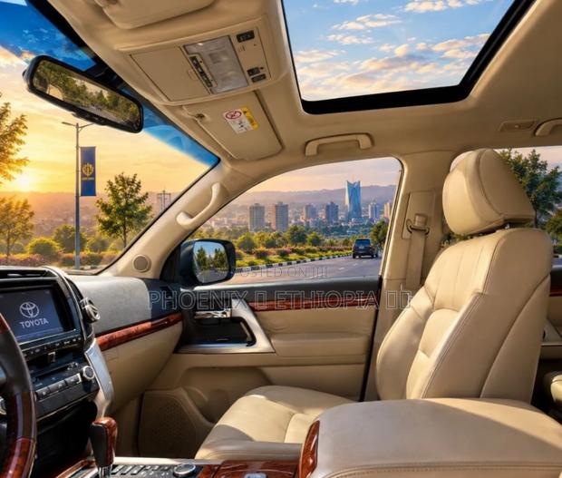 Toyota Land Cruiser 2014 Silver