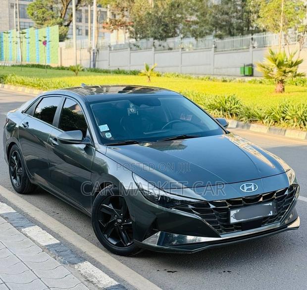 Hyundai Avante 2021 Gray