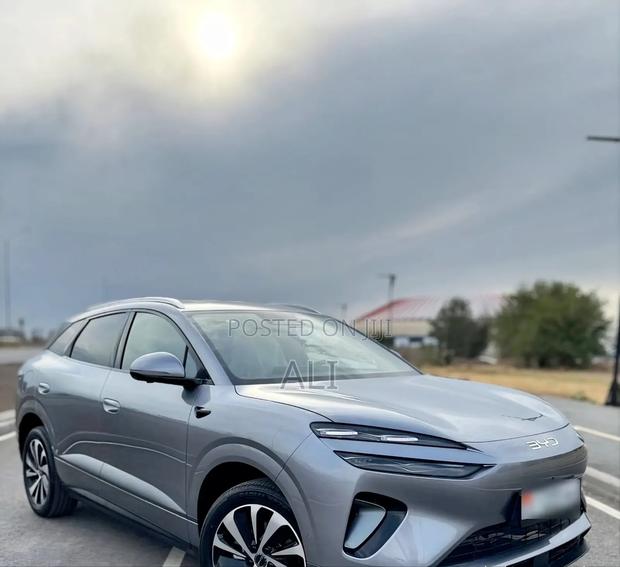 New BYD Sealion 06 EV 2025 Silver