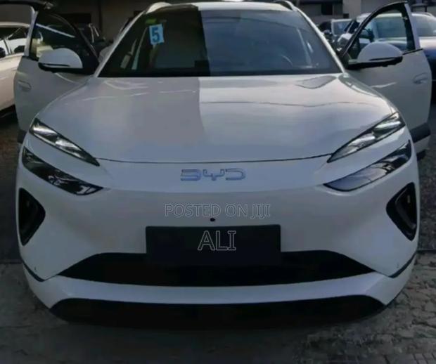 New BYD Sealion 06 EV 2025 Beige