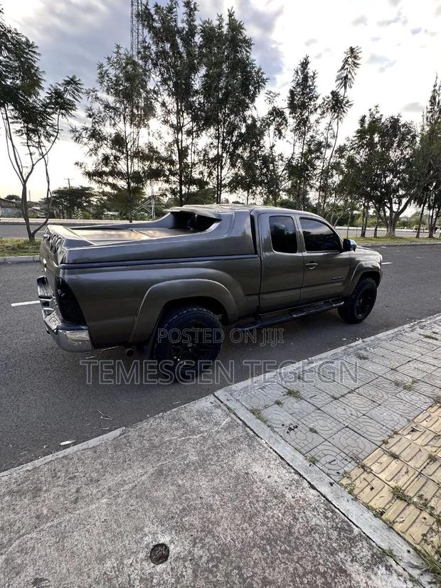 Toyota Tacoma 2012