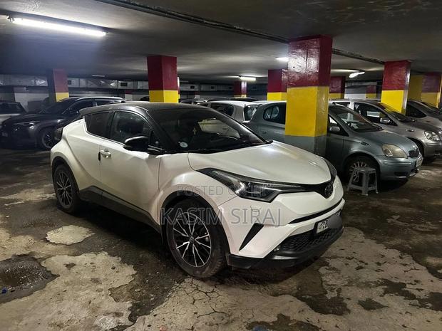 Toyota C-HR Limited FWD 2020 White