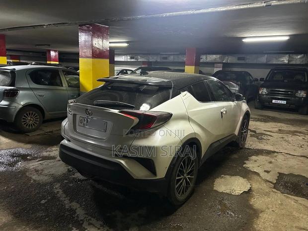 Toyota C-HR Limited FWD 2020 White