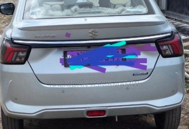 Suzuki Dzire 2025 Silver
