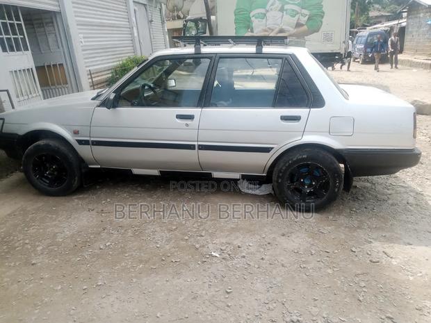 Toyota Corolla 1985 Silver