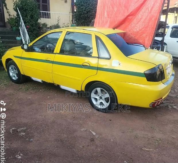 Lifan 520 2008 Yellow