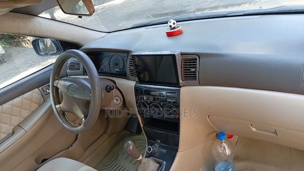 Toyota Corolla 2002 Gray