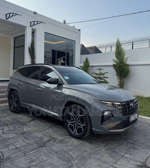 Hyundai Tucson 2022 Gray
