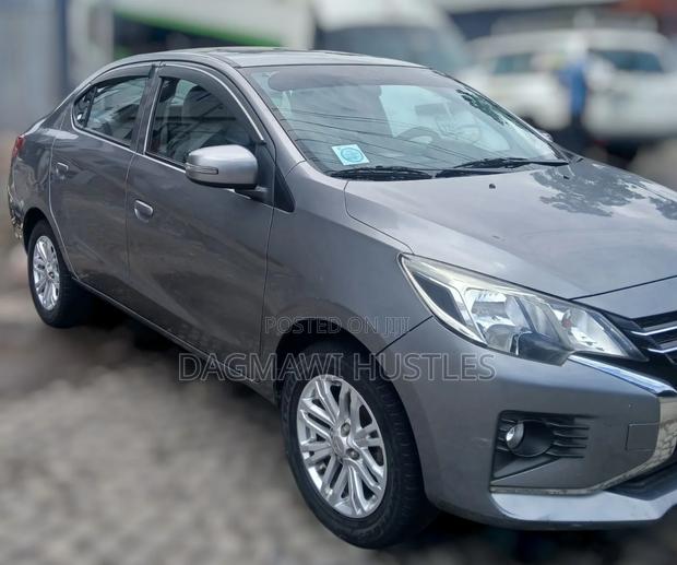 Mitsubishi Attrage 2021 Gray