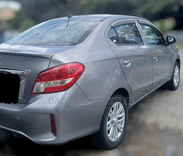 Mitsubishi Attrage 2021 Gray