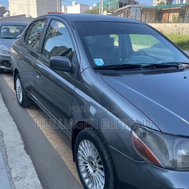 Toyota Platz 2001 Matt Black