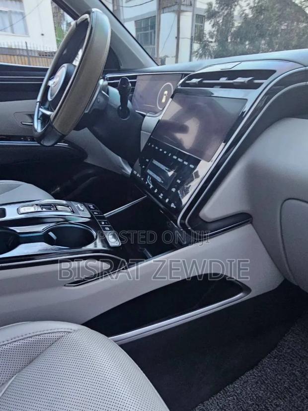 Hyundai Tucson 2023 Gray
