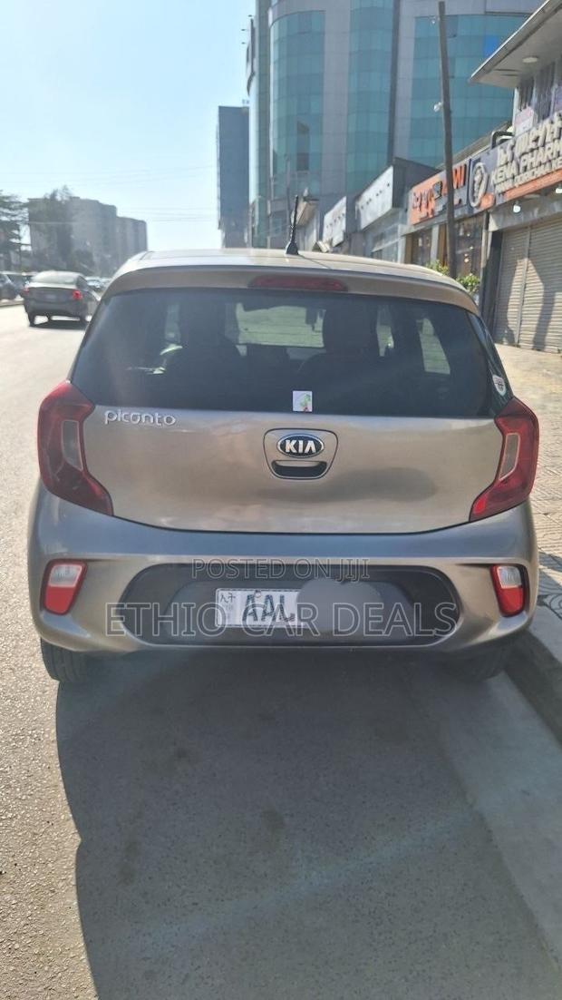 Kia Picanto 2017 Gold