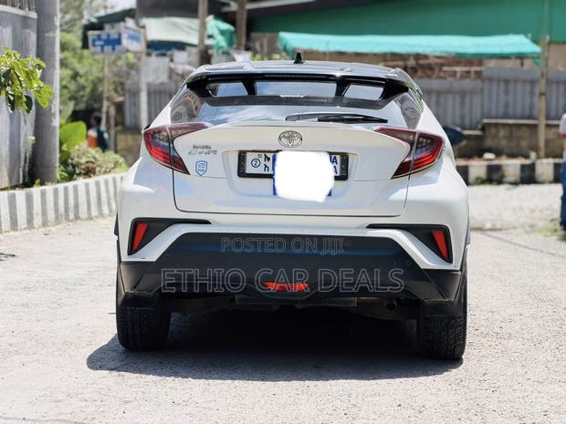 Toyota C-HR 2018 White