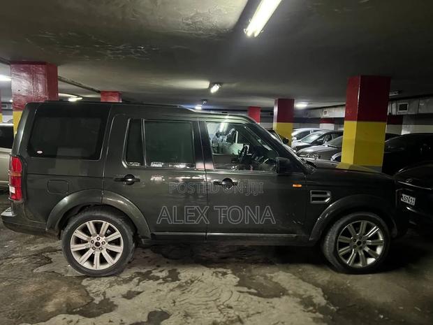 Land Rover Discovery 2015 Gray
