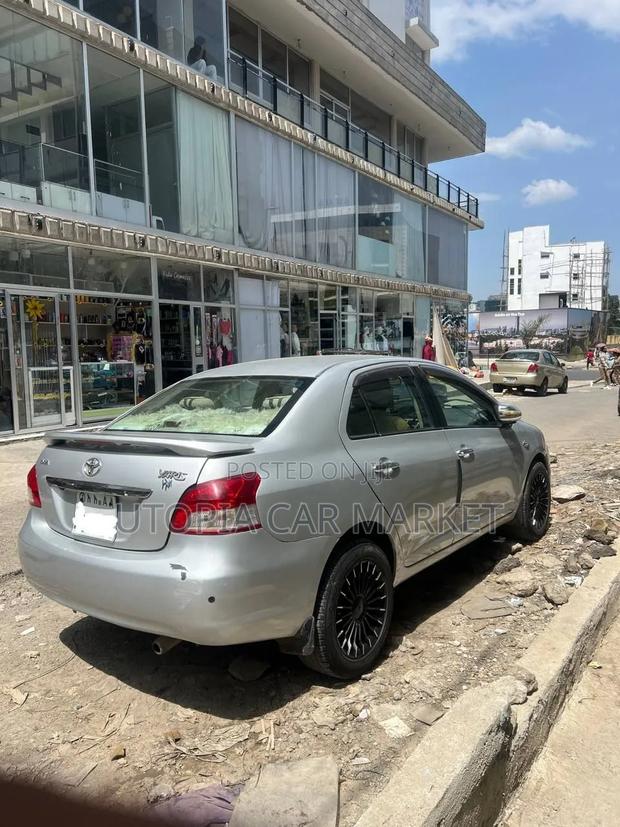 Toyota Yaris 2006