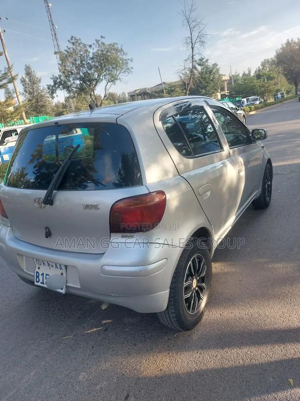 Toyota Yaris 2004 Silver