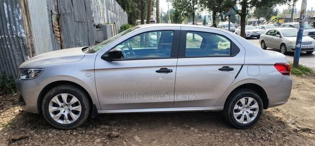 Peugeot 301 2019 Silver