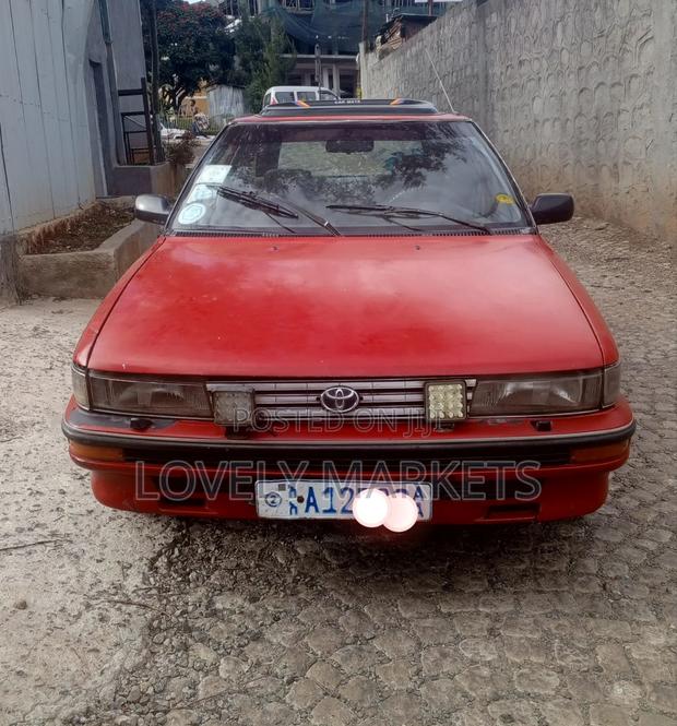 Toyota Corolla II 1991 Red