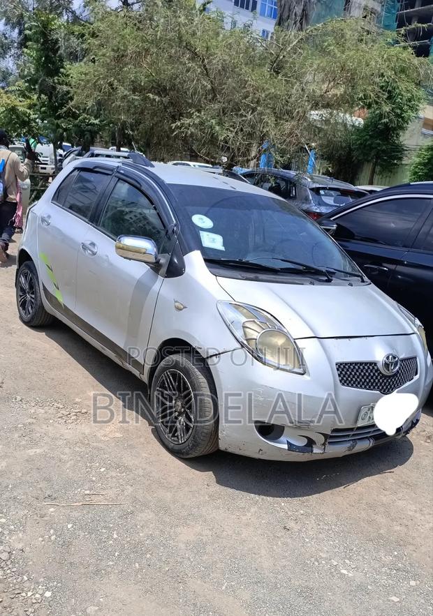Toyota Yaris 1.0 Eco 2007 Silver