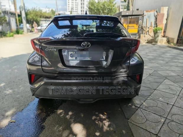Toyota C-HR 2021 Black