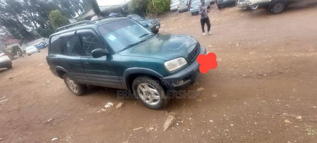 Toyota RAV4 Automatic 2000 Green