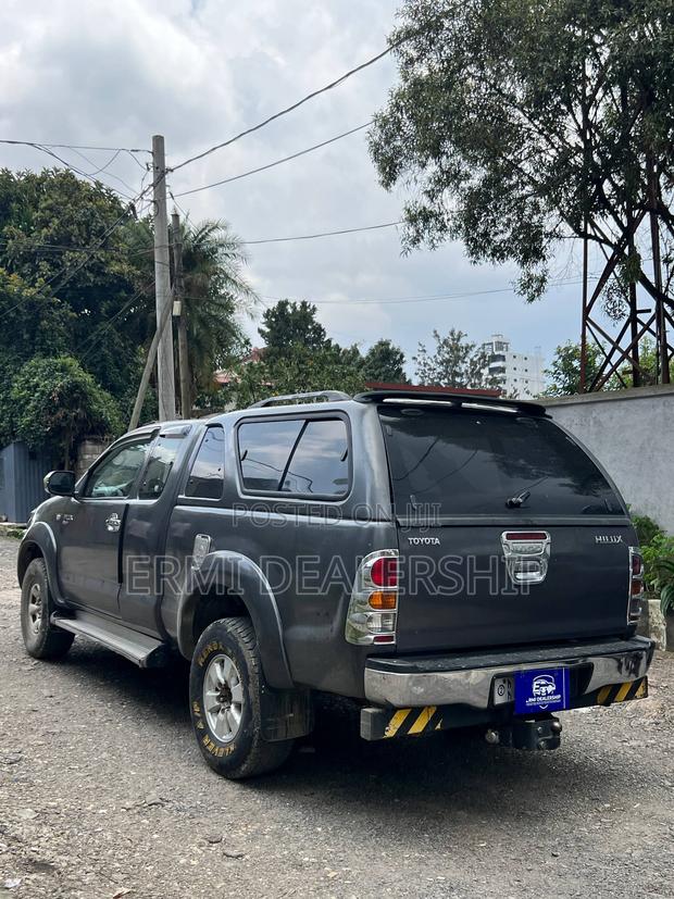 Toyota Hilux 2008 Black