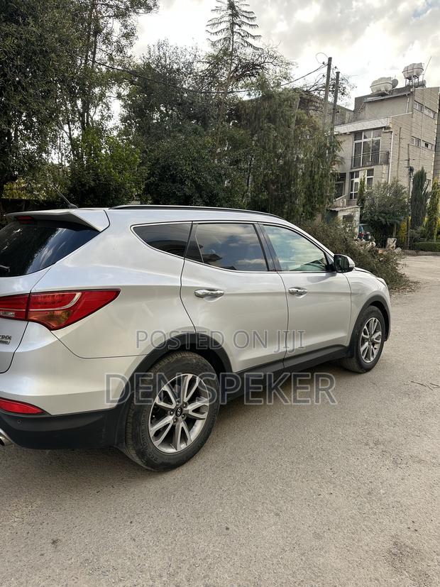 Hyundai Santa Fe 2014 Silver