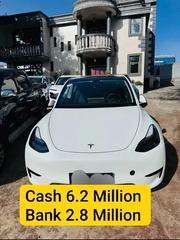 Tesla Model Y 2022 White for sale