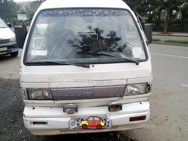 Daewoo Labo 2002 White