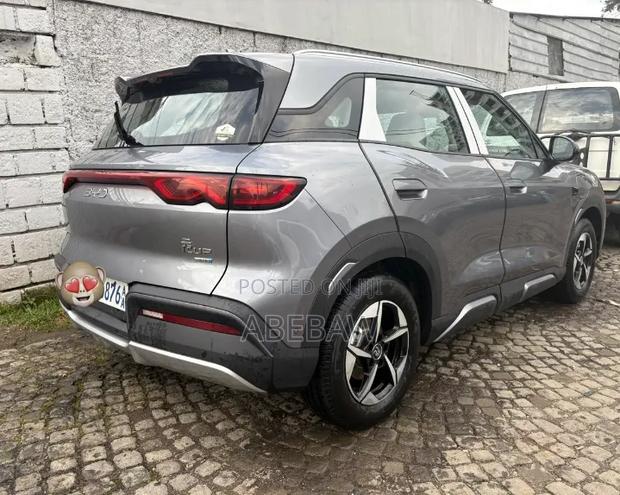 BYD Yuan Up 2025 Ivory