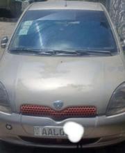 Toyota Vitz 2001 Gold for sale