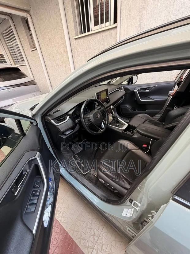 Toyota RAV4 TRD Off Road AWD 2023 Blue