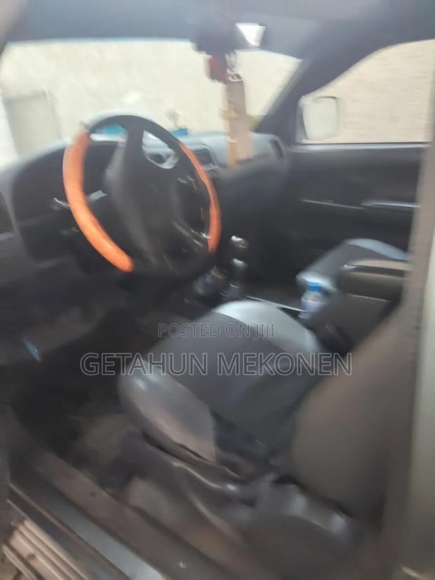 Toyota Hilux 2004 Green