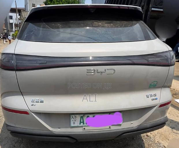 BYD Sealion 06 EV 2025 Off white