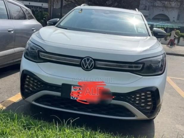 Volkswagen ID.6 2024 Off white