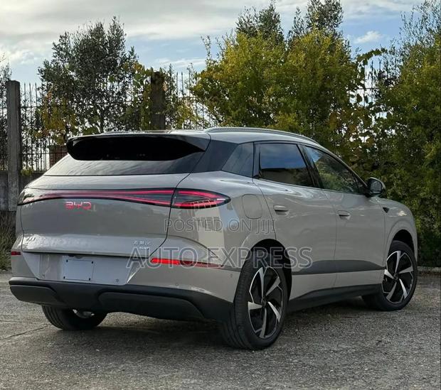 New BYD Sealion 06 EV 2024 Silver