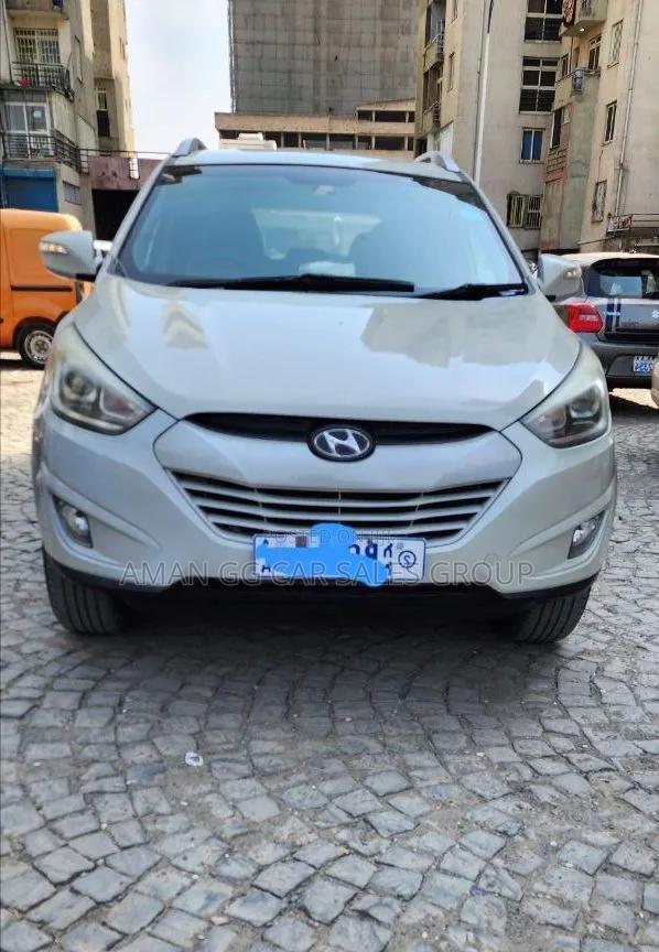 Hyundai Tucson 2015 White