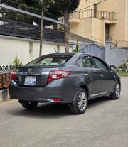 Toyota Yaris 2014 Gray for sale